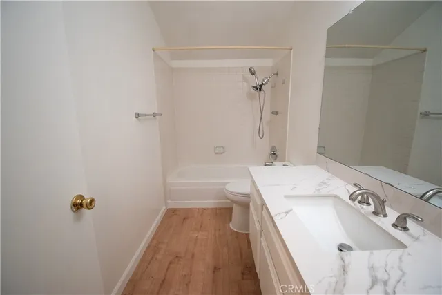 $5,800 | 3117 South Linda Way, Santa Ana, CA 92704