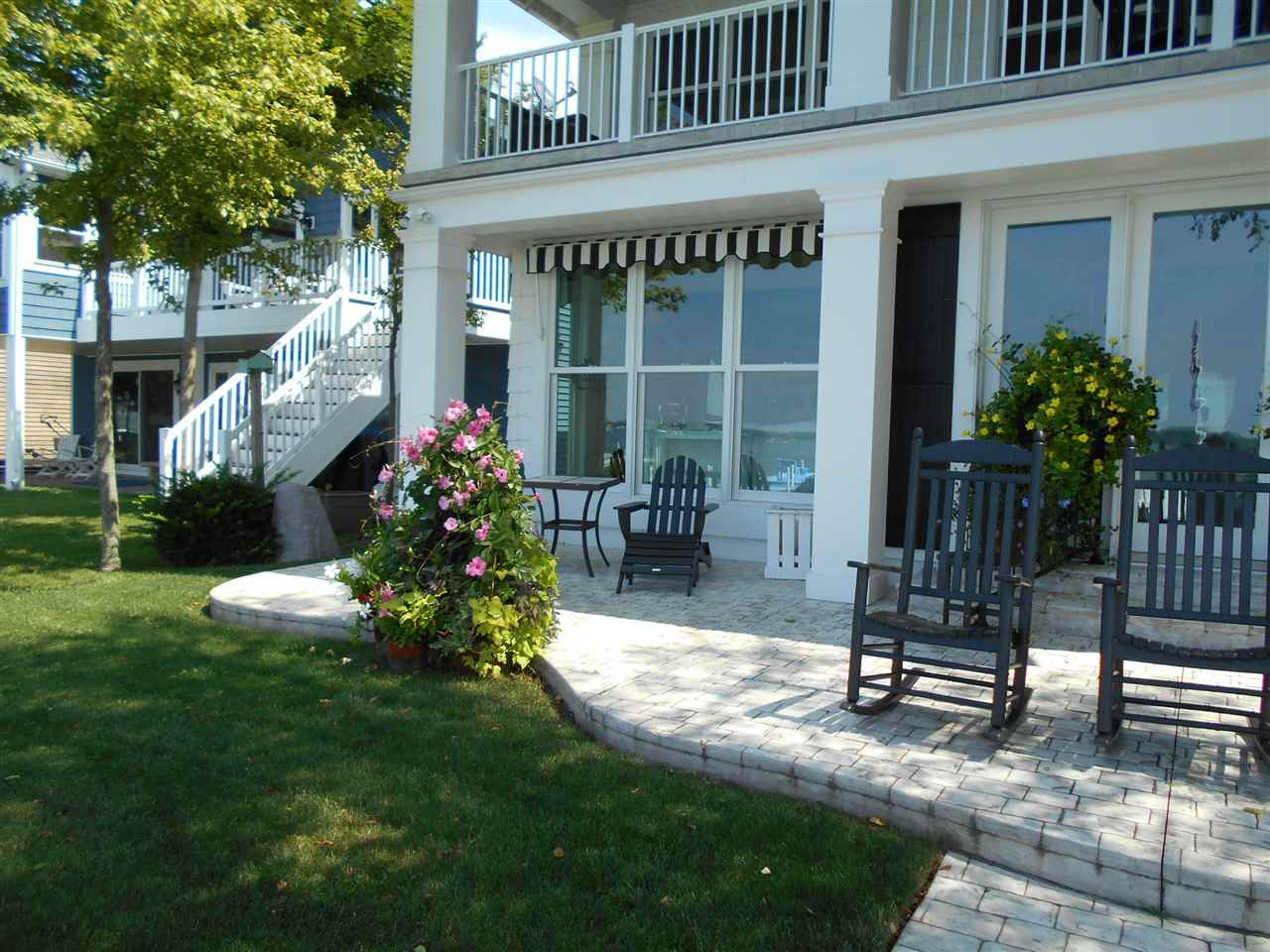 11447 North Ogden Point Road Syracuse, IN 46567 - Photo 22 of 36 Gallery Image 22