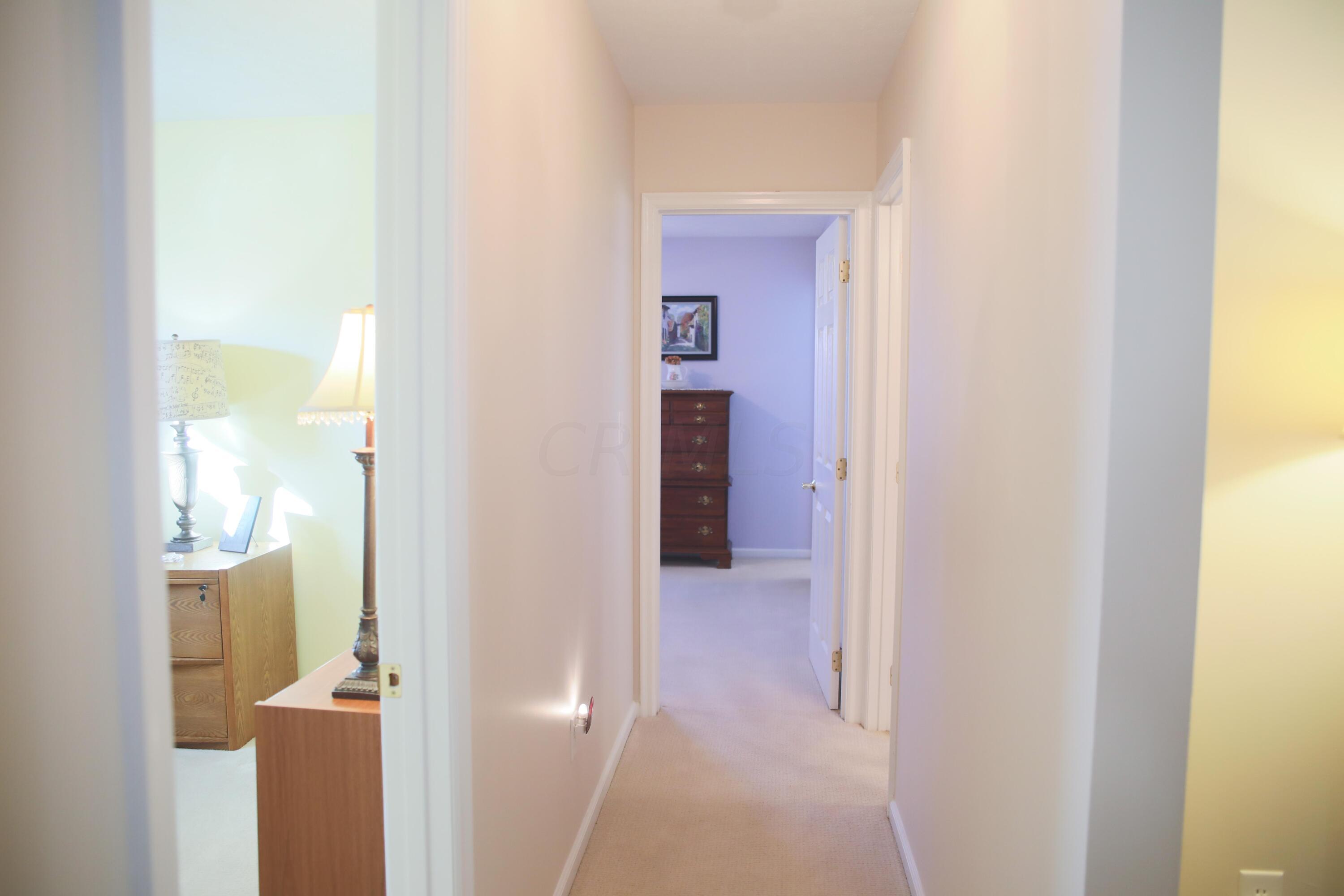 768 South Hampton Road Newark, OH 43055 - Photo 18 of 40 Hallway