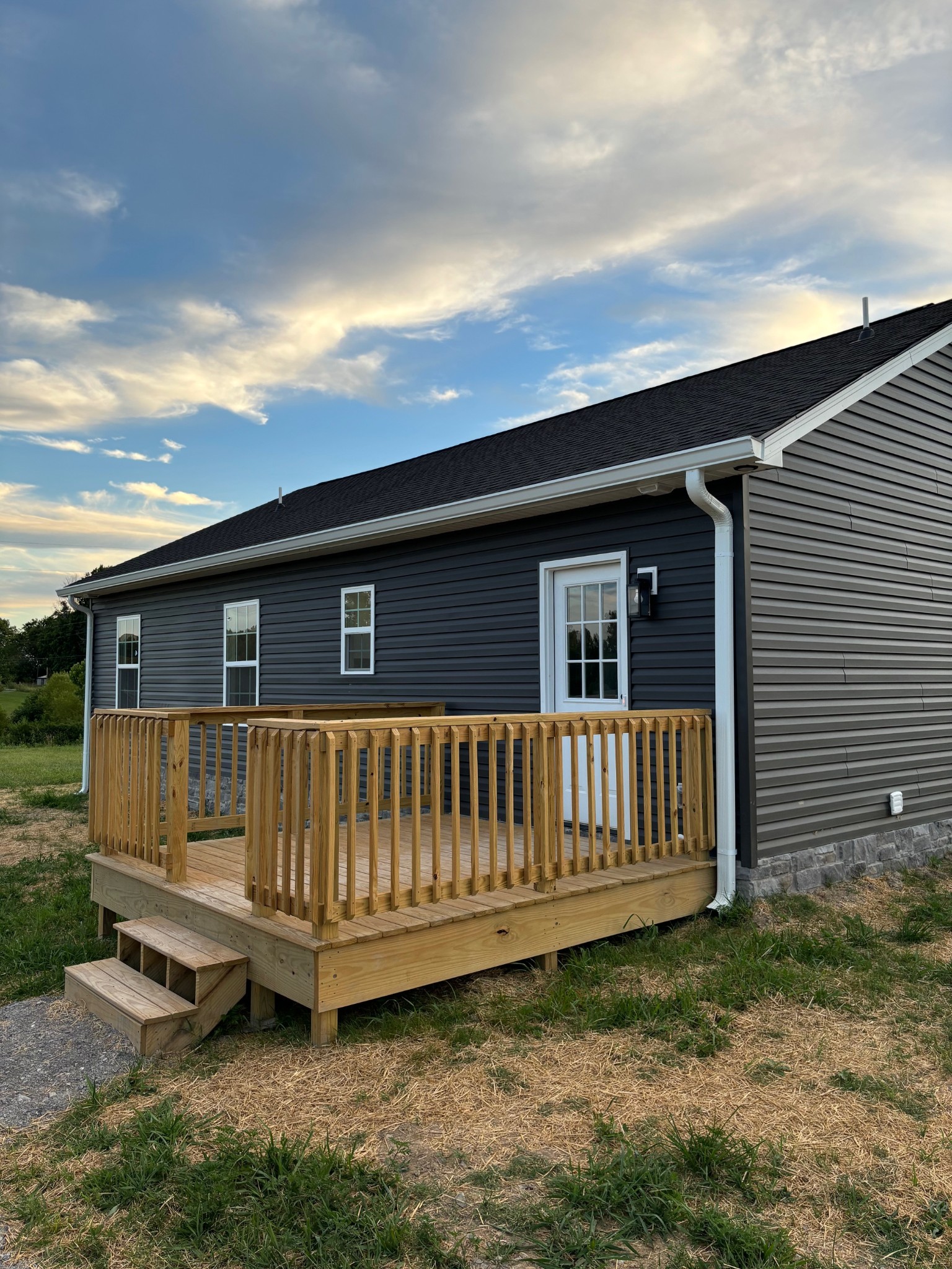 2392 Eugene Reed Road Woodbury, TN 37190 - Photo 3 of 15 Deck on back of home