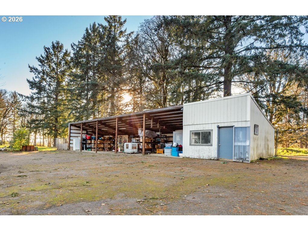 4210 Northeast Breyman Orchards Road Dayton, OR 97114 - Photo 27 of 48 Shop