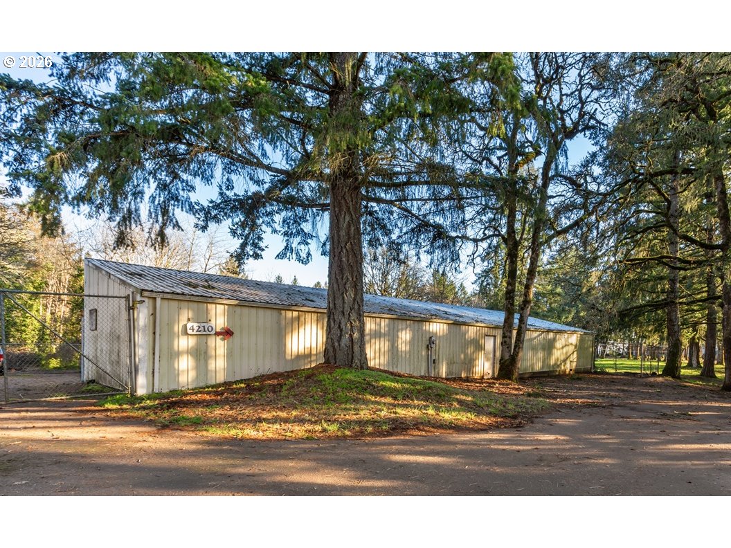 4210 Northeast Breyman Orchards Road Dayton, OR 97114 - Photo 28 of 48 Shed