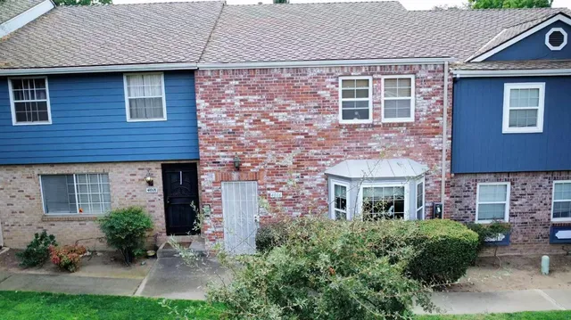 $350,000 | 4016 Knoll Top Court, Carmichael, CA 95608