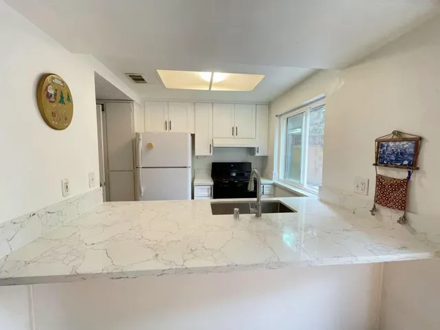 $350,000 | 4016 Knoll Top Court, Carmichael, CA 95608