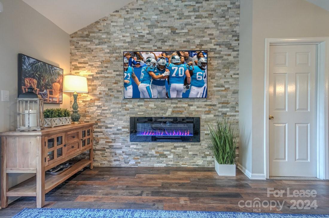17542 Tuscany Lane Cornelius, NC 28031 - Photo 13 of 35 a view of an entryway with wooden floor