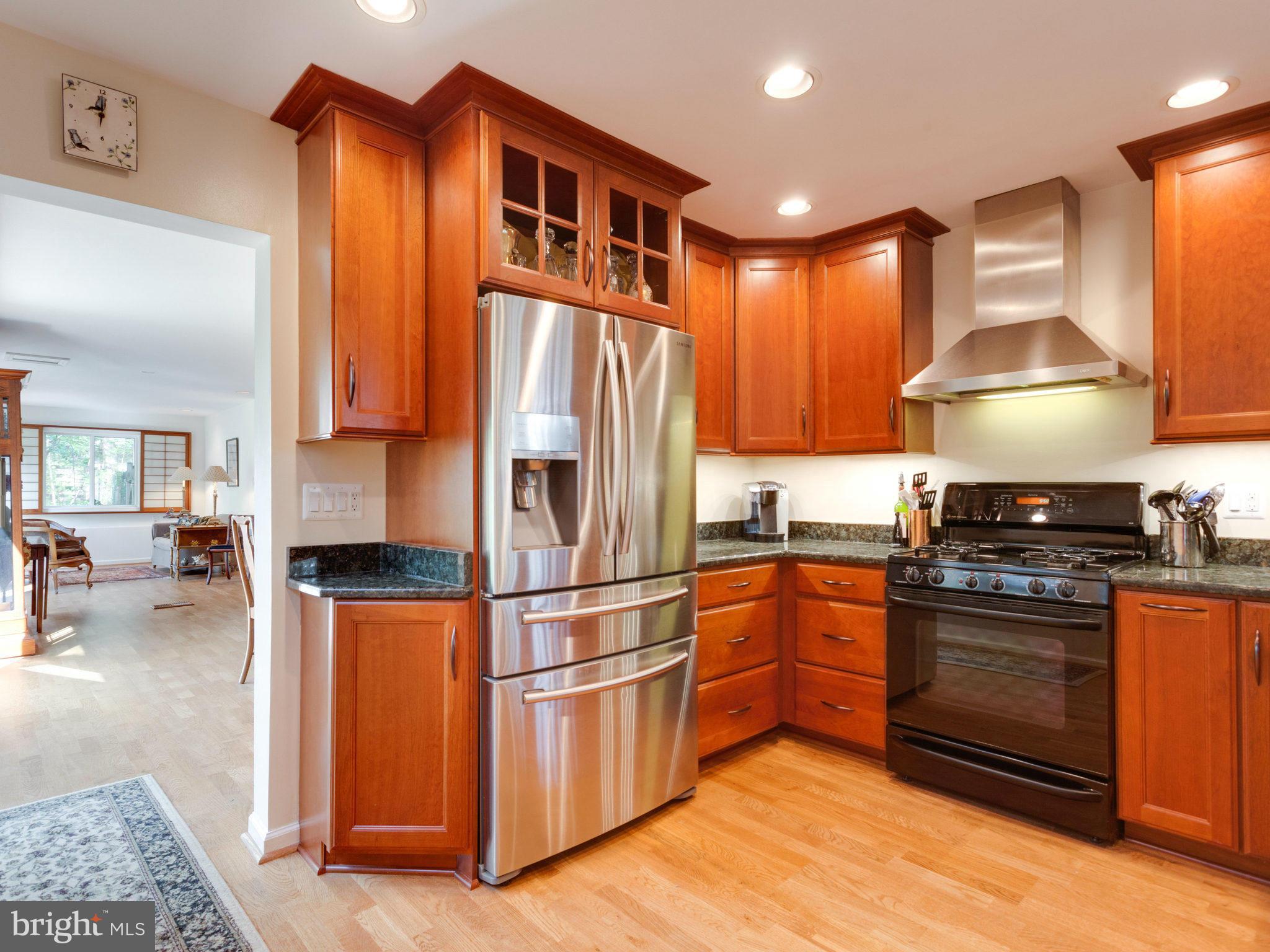 11509 Drop Forge Lane Reston, VA 20191 - Photo 14 of 30 Kitchen/View from Family Room