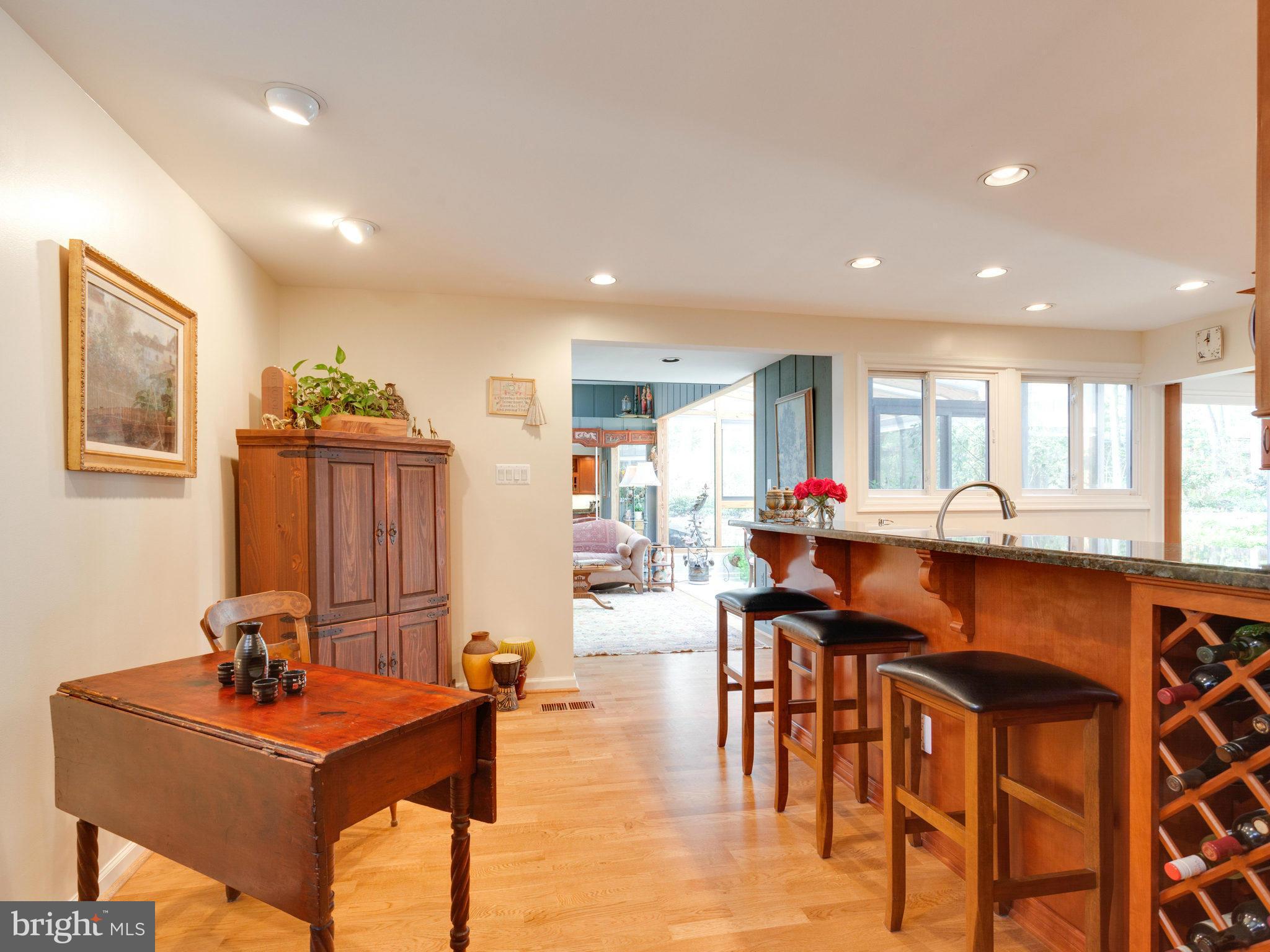 11509 Drop Forge Lane Reston, VA 20191 - Photo 16 of 30 Kitchen/Eat In