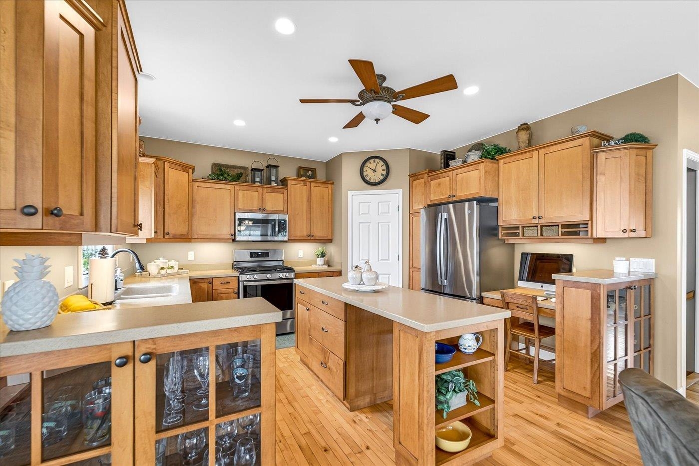 1209 Hanover Trail Waunakee, WI 53597 - Photo 26 of 84