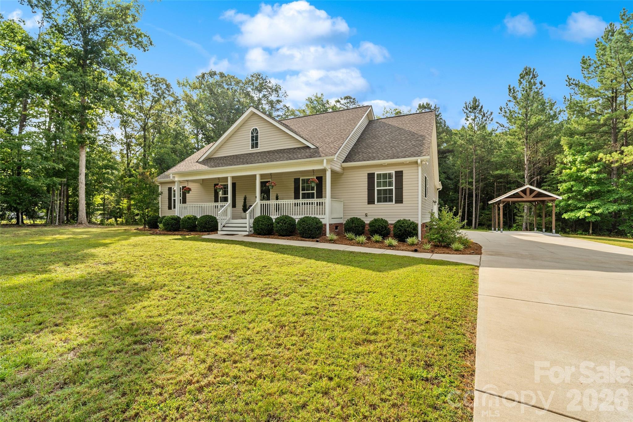 4558 Simpson Road Edgemoor, SC 29712 - Photo 3 of 43