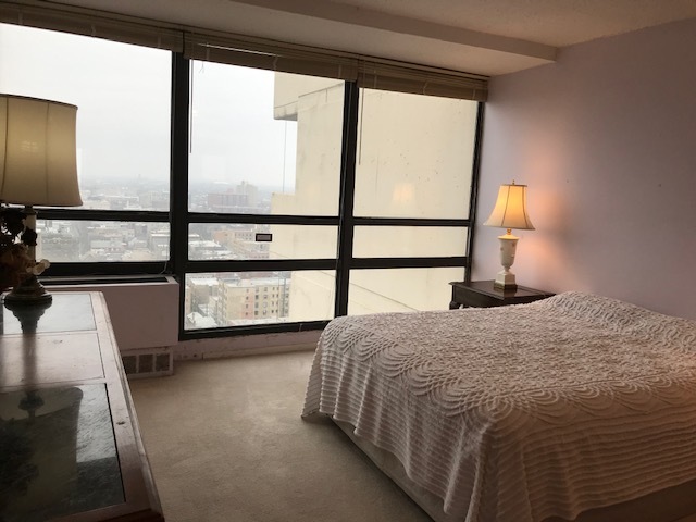3150 North Sheridan Road, Unit 22C Chicago, IL 60657 - Photo 18 of 34