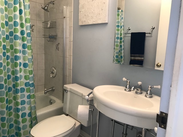 3150 North Sheridan Road, Unit 22C Chicago, IL 60657 - Photo 21 of 34