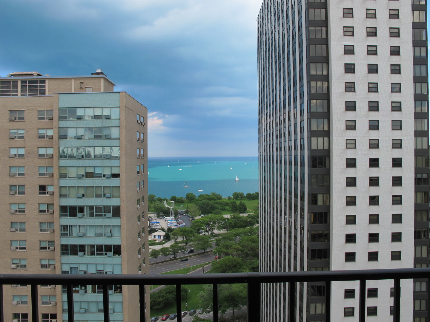 3150 North Sheridan Road, Unit 22C Chicago, IL 60657 - Photo 6 of 34