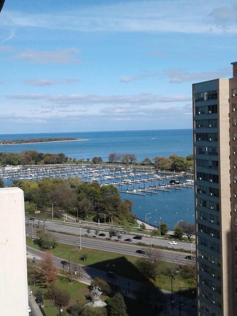 3150 North Sheridan Road, Unit 22C Chicago, IL 60657 - Photo 7 of 34