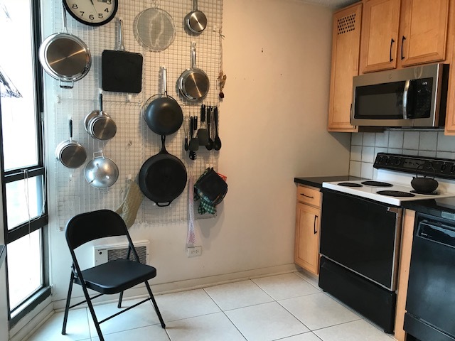 3150 North Sheridan Road, Unit 22C Chicago, IL 60657 - Photo 10 of 34