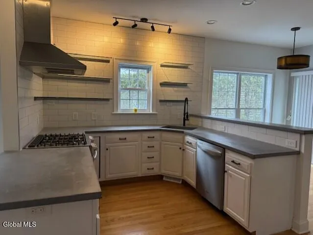 $3,300 | 80 Vanderbilt Avenue, Saratoga Springs, NY 12866