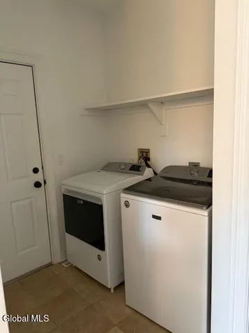 $3,300 | 80 Vanderbilt Avenue, Saratoga Springs, NY 12866