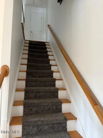 $3,300 | 80 Vanderbilt Avenue, Saratoga Springs, NY 12866