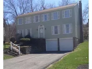 $2,875 | 1293 Manor Drive, Pittsburgh, PA 15241