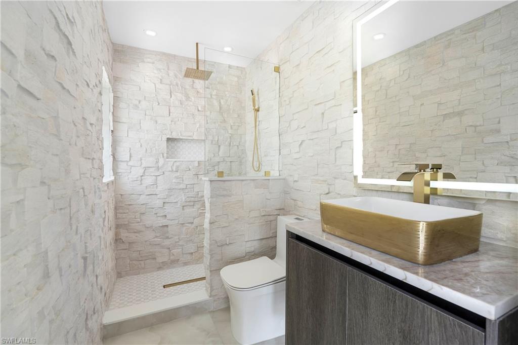 5105 Berkeley Drive Naples, FL 34112 - Photo 27 of 35