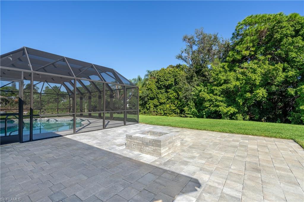 5105 Berkeley Drive Naples, FL 34112 - Photo 31 of 35
