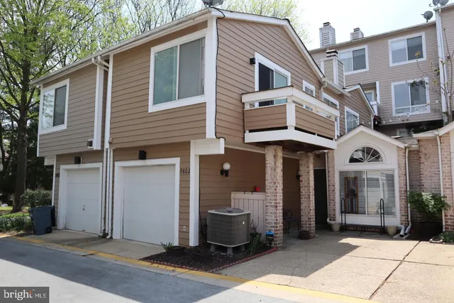 a view of a white building