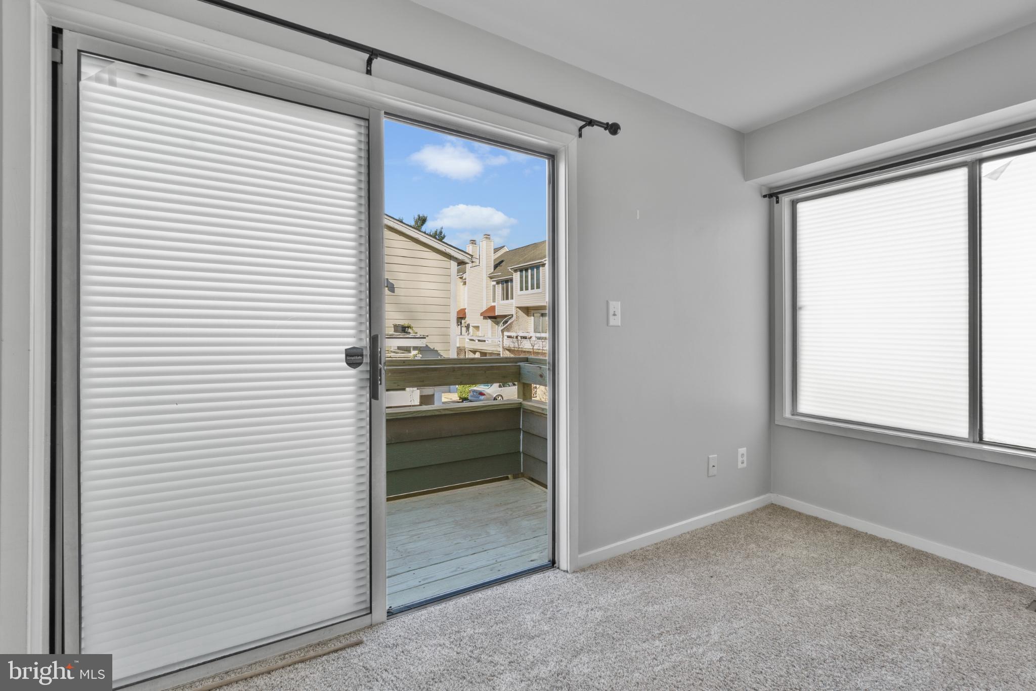 9802 Sailfish Terrace Gaithersburg, MD 20886 - Photo 14 of 18 an empty room with window
