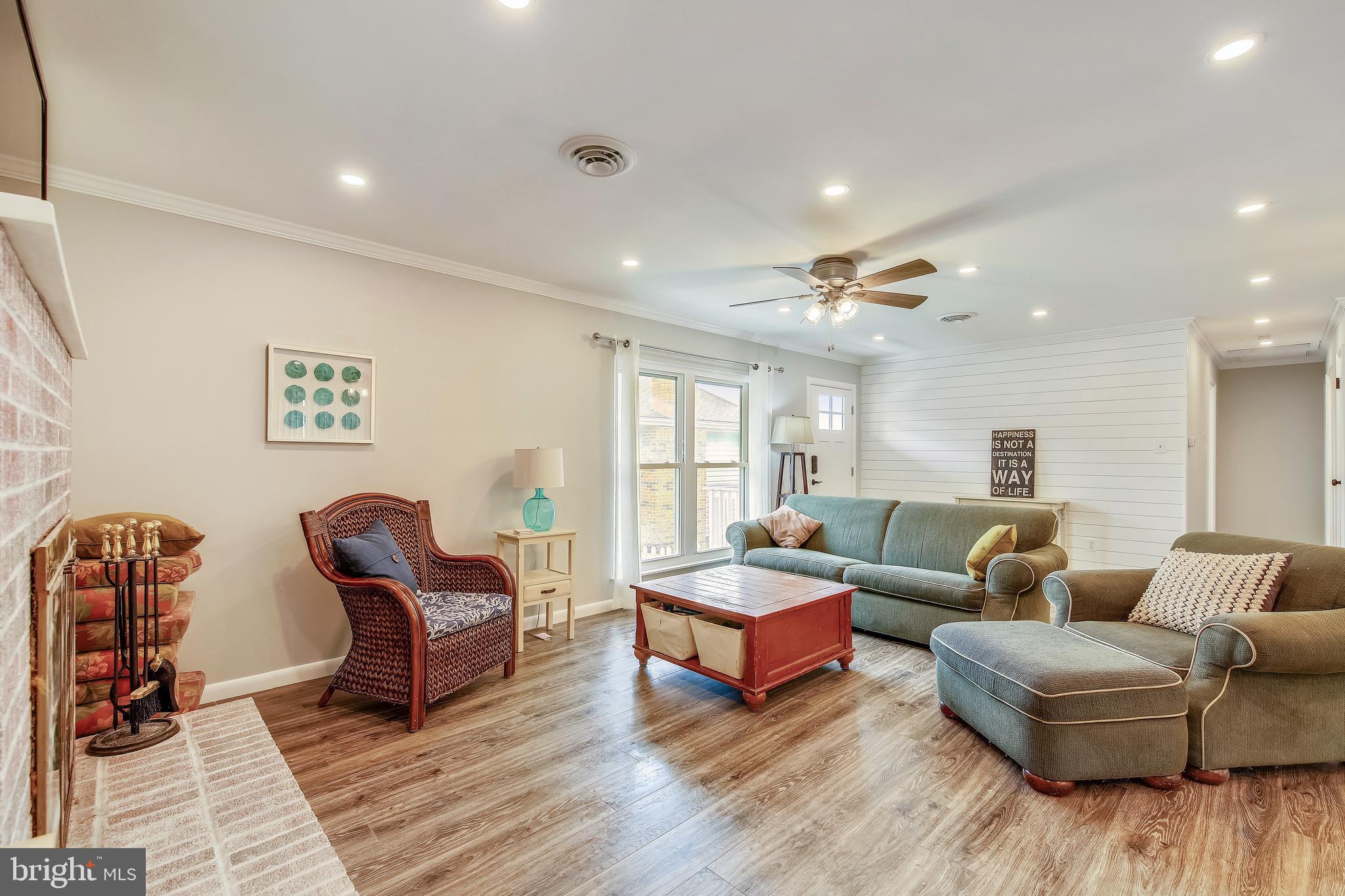 708 South Surf Road Ocean City, MD 21842 - Photo 2 of 22 main level living area