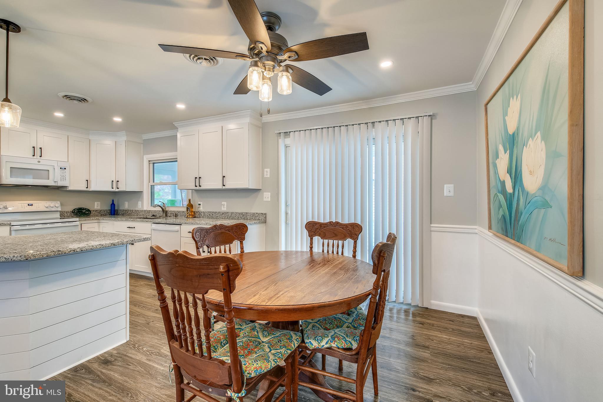 708 South Surf Road Ocean City, MD 21842 - Photo 8 of 22 main level dining area