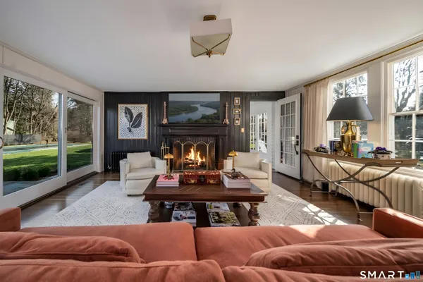 $2,800,000 | 88 Main Street, Essex, CT 06442