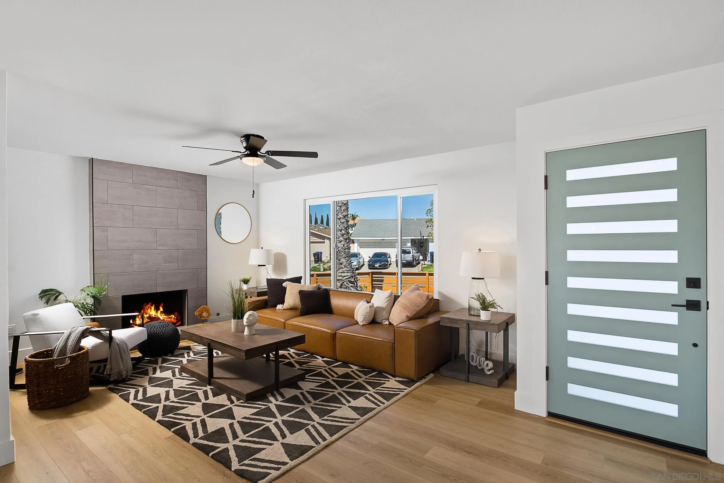 8395 Menkar Road San Diego, CA 92126 - Photo 8 of 27 Gallery Image 8