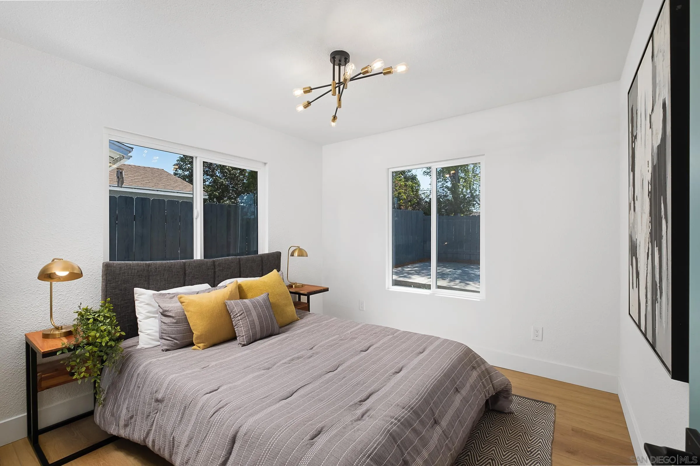 8395 Menkar Road San Diego, CA 92126 - Photo 9 of 27 Gallery Image 9