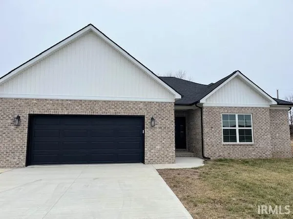$2,600 | 3557 Sand Drive, Newburgh, IN 47630
