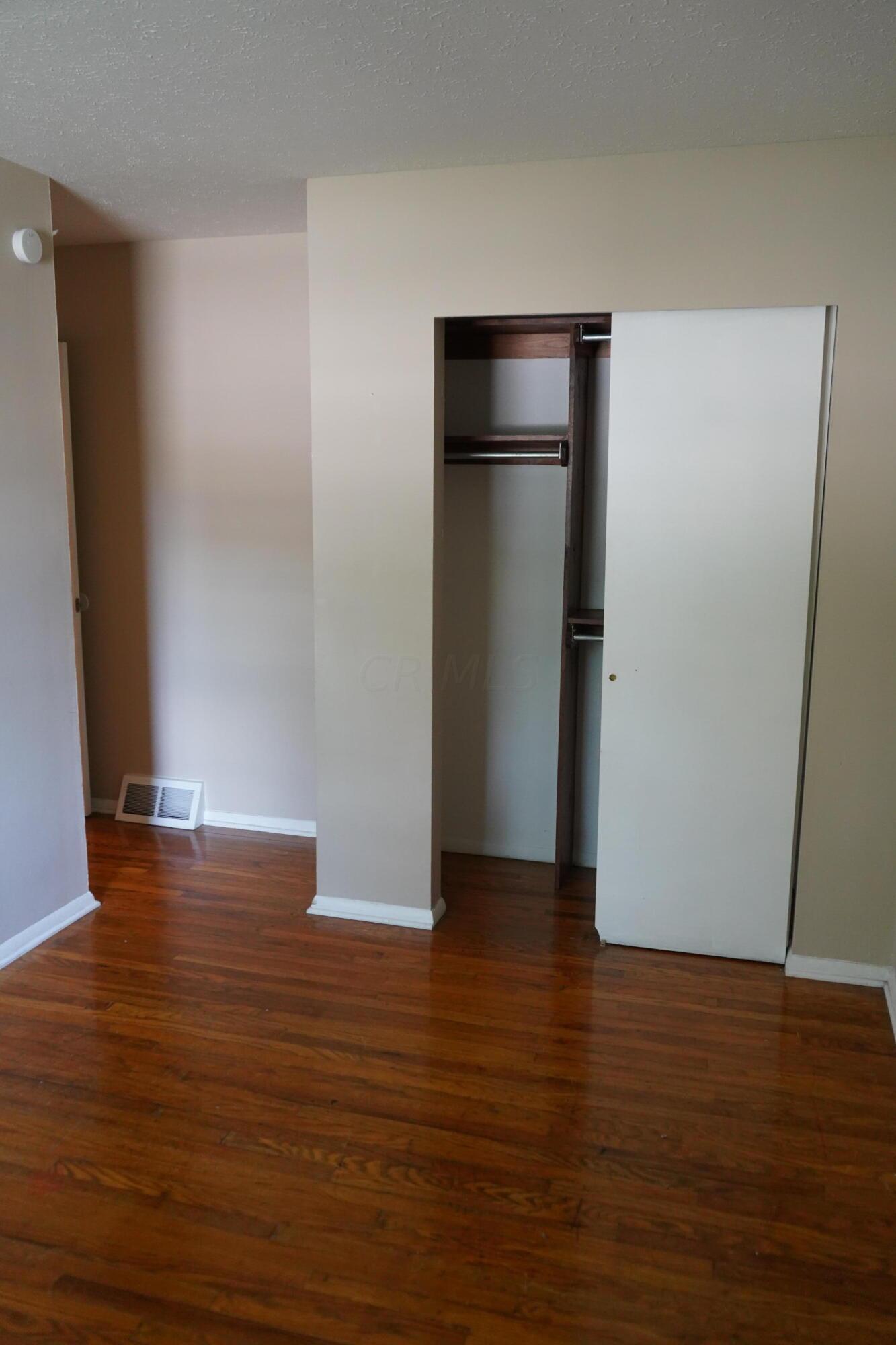 4283 New Road Youngstown, OH 44515 - Photo 13 of 20 DSC00857