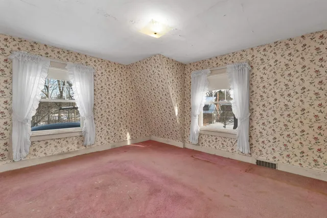 $475,000 | 27 Tremont Street, Laconia, NH 03246