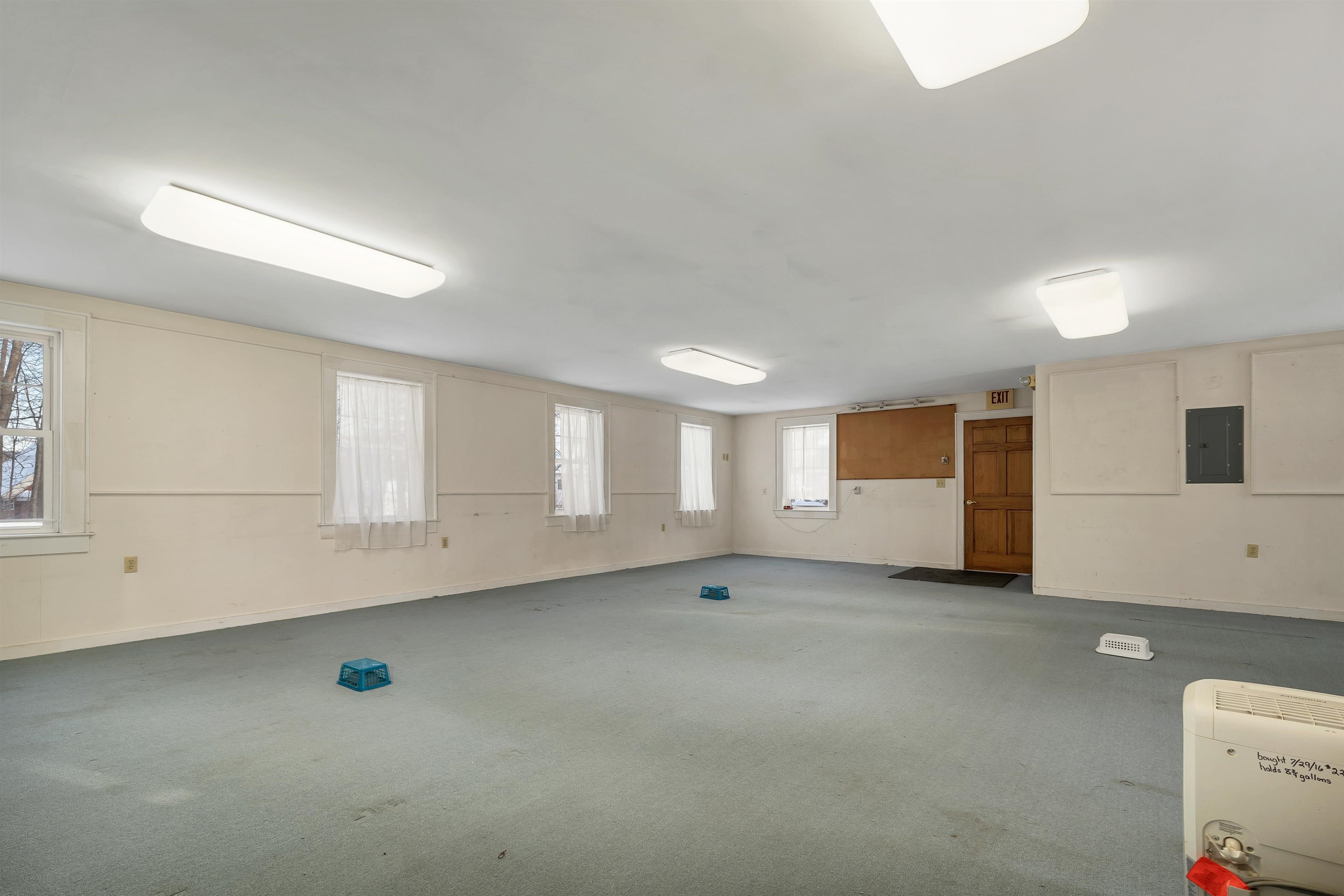 27 Tremont Street Laconia, NH 03246 - Photo 41 of 46