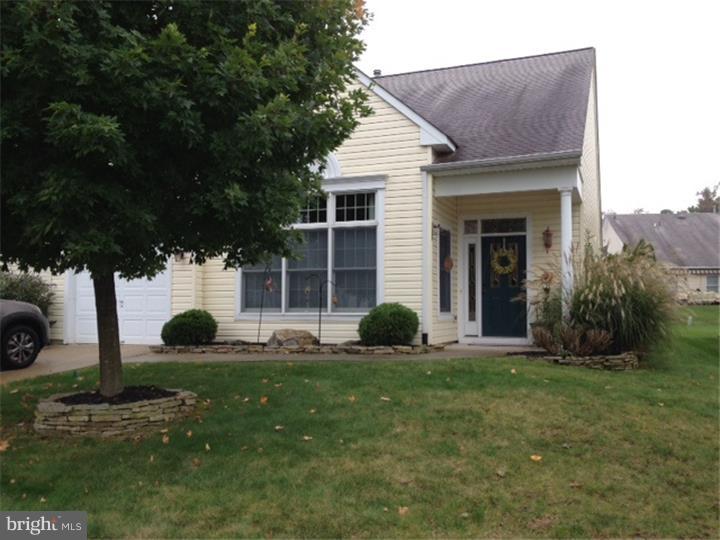 13 Laurel Ridge Lane Columbus, NJ 08022 - Photo 1 of 3