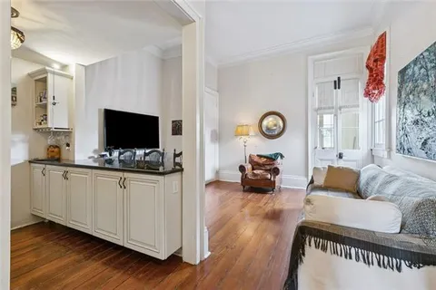 $529,000 | 718 Barracks Street, Unit 4, New Orleans, LA 70116