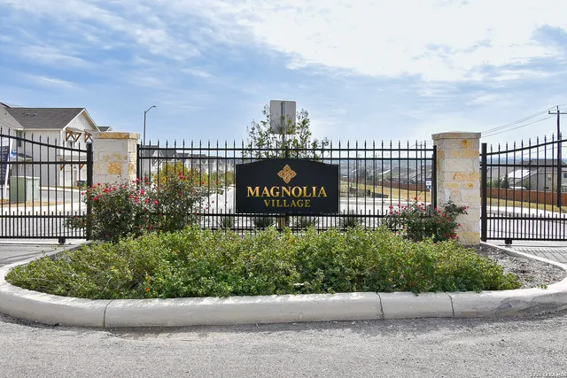 $1,699 | 10211 Tulipwood Pass, Unit 101, San Antonio, TX 78252