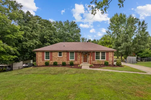 $349,900 | 739 Pollard Road, Clarksville, TN 37042