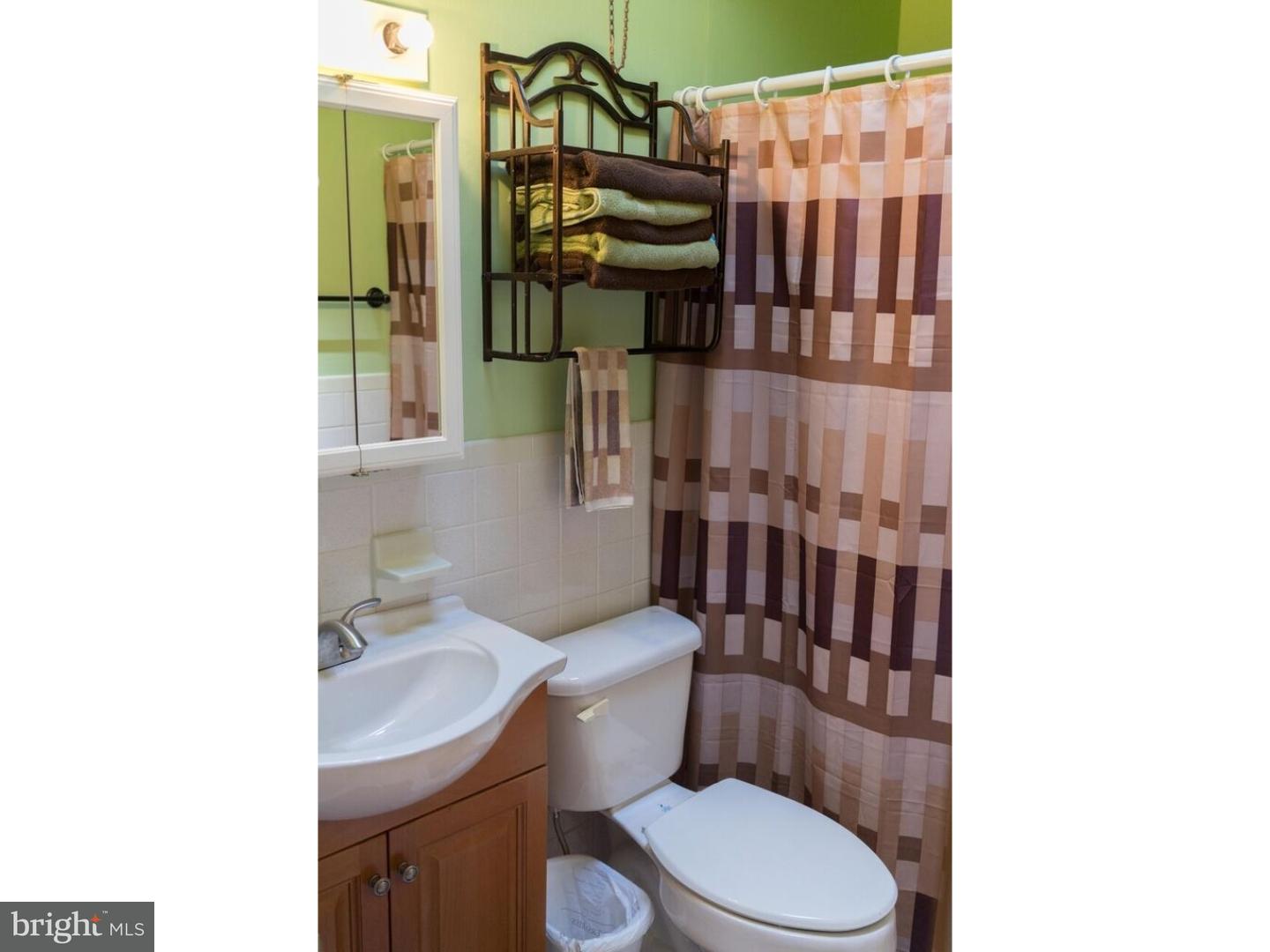 3316 South Keswick Road Philadelphia, PA 19114 - Photo 12 of 25 Gallery Image 12