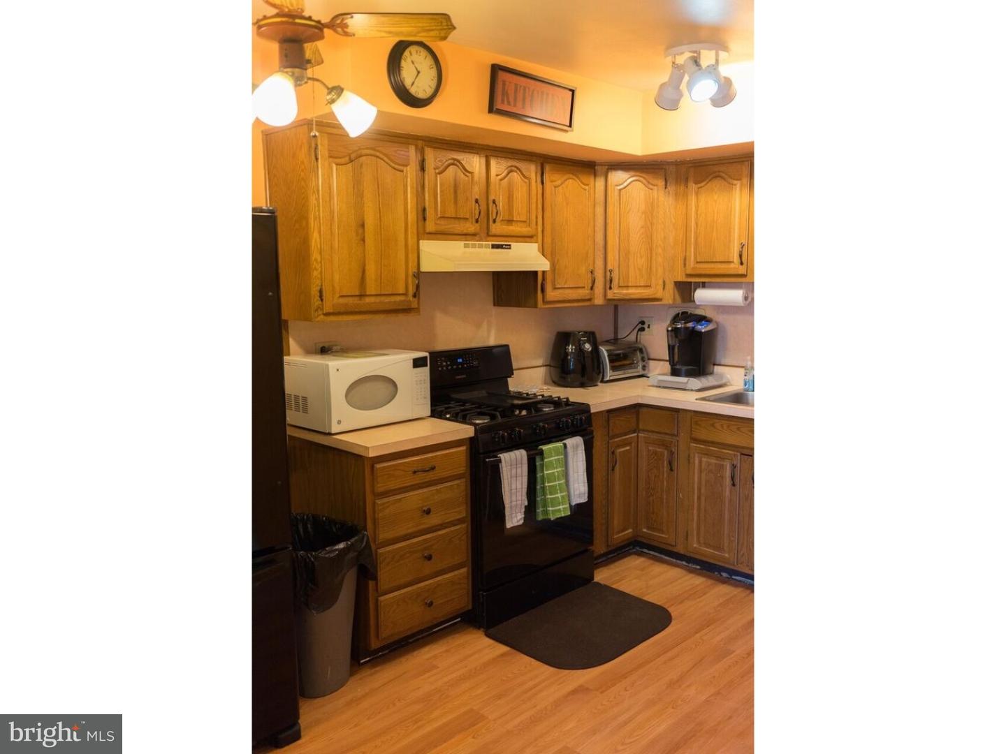 3316 South Keswick Road Philadelphia, PA 19114 - Photo 8 of 25 Gallery Image 8