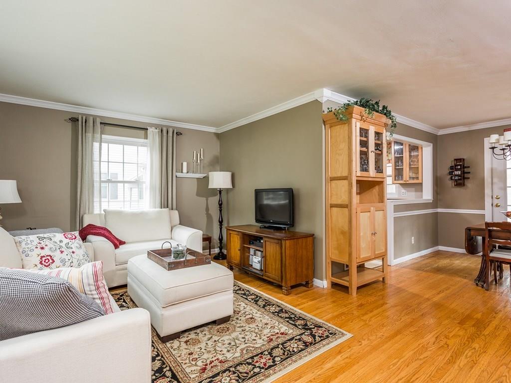 2121 Douglas Road Indianapolis, IN 46220 - Photo 3 of 24 Gallery Image 3