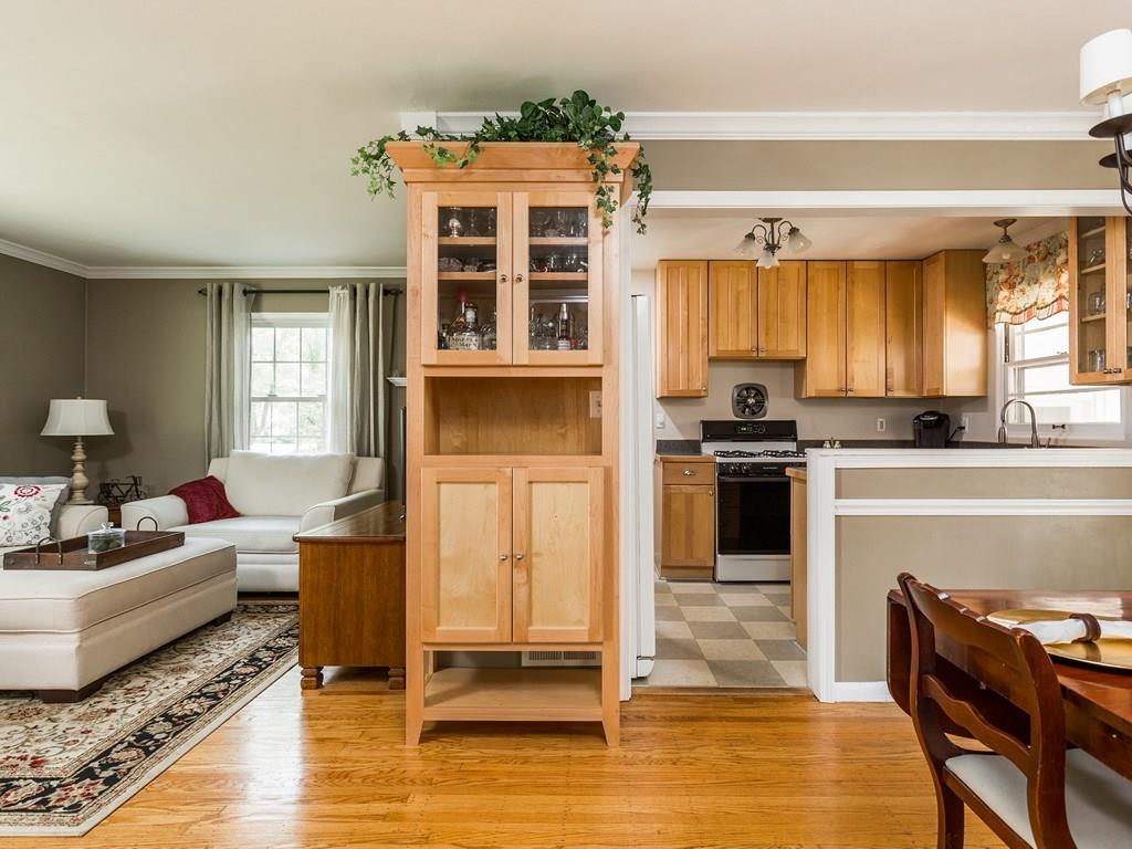 2121 Douglas Road Indianapolis, IN 46220 - Photo 6 of 24 Gallery Image 6