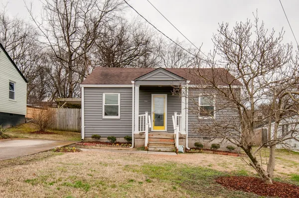 $2,400 | 821 West McKennie Avenue, Nashville, TN 37206