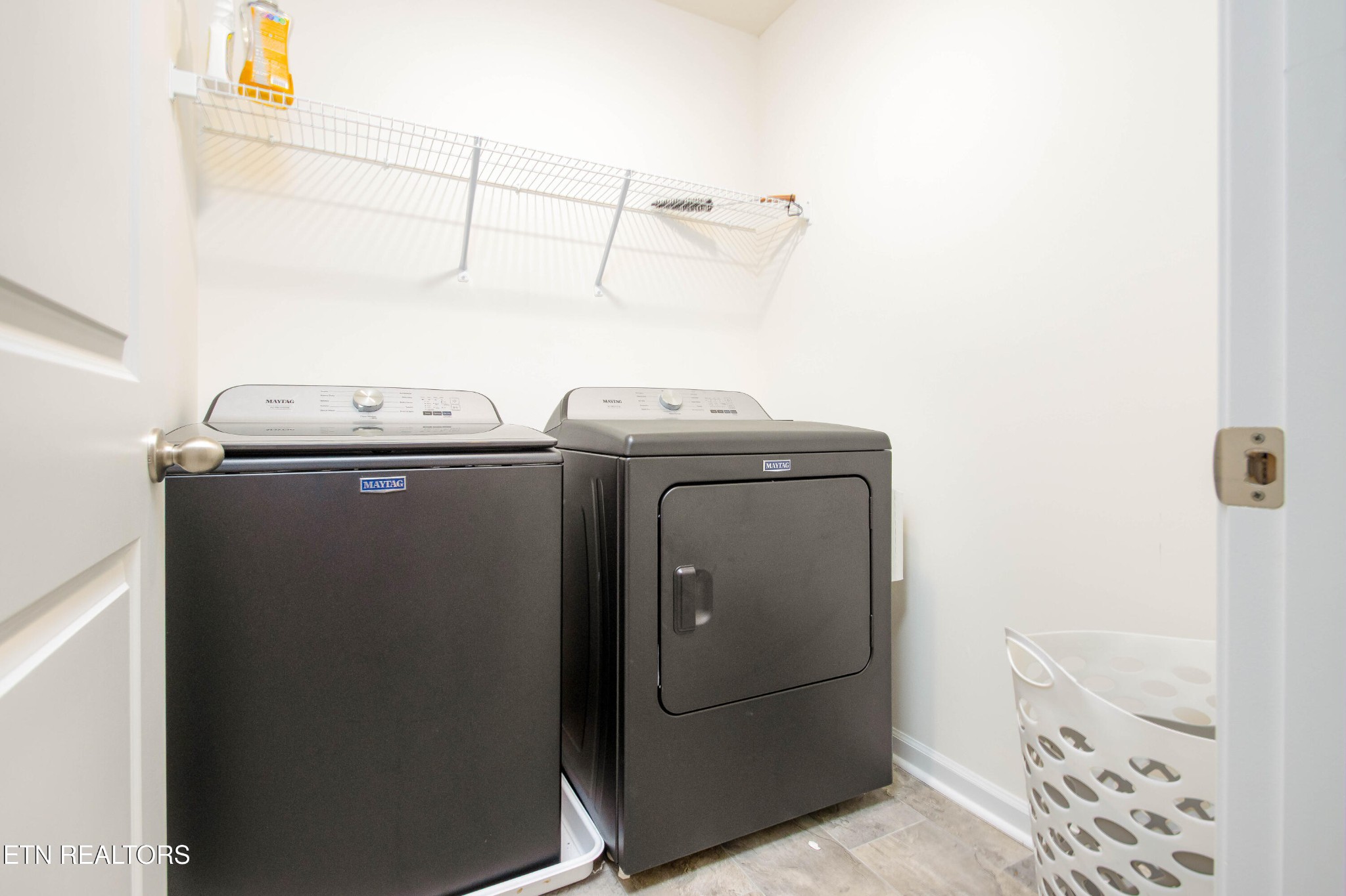 7535 Grasshopper Lane Corryton, TN 37721 - Photo 19 of 28 a utility room with dryer and washer