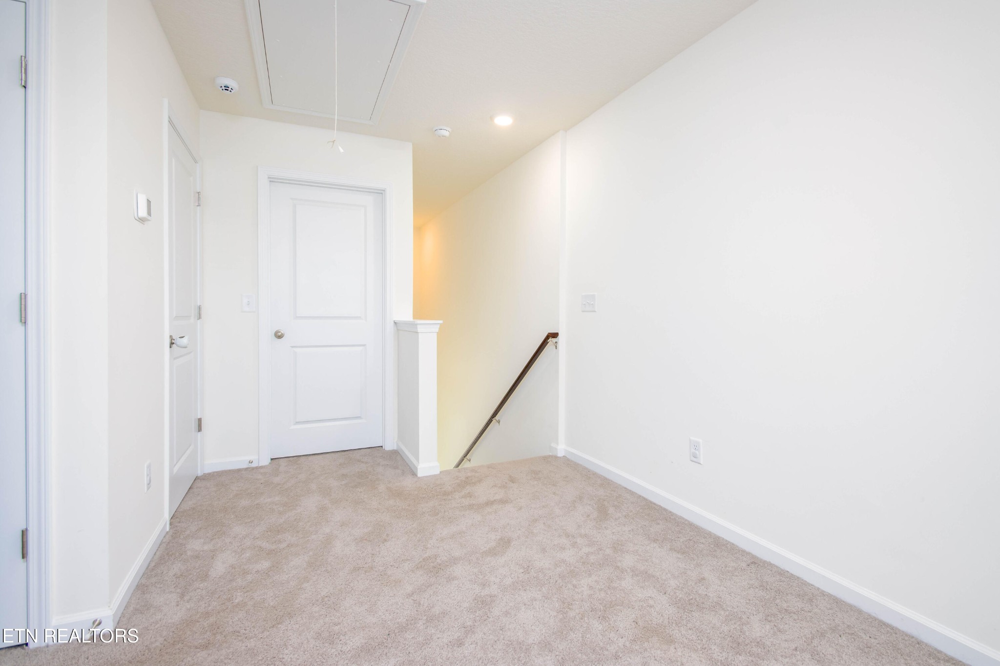7535 Grasshopper Lane Corryton, TN 37721 - Photo 8 of 28 a view of an empty room