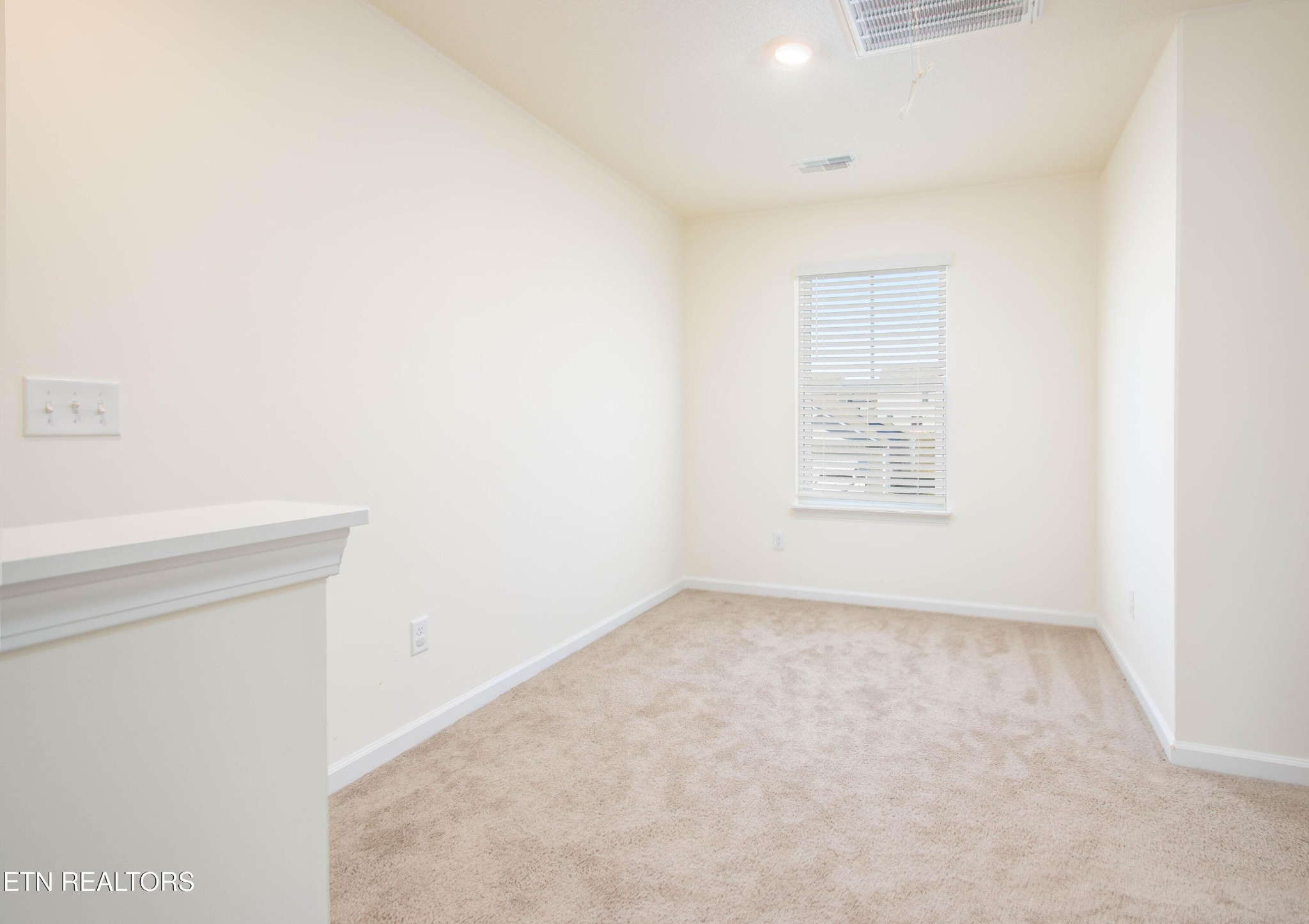 7535 Grasshopper Lane Corryton, TN 37721 - Photo 9 of 28 a view of an empty room