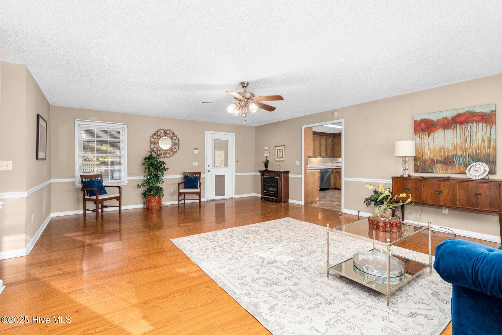 4536 Massey Road Zebulon, NC 27597 - Photo 3 of 23 004-4536MasseyRoad-Zebulon-NC-27597-SMAL