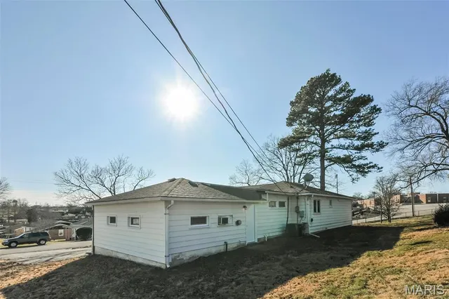 $1,515 | 1319 North Third Street, Festus, MO 63028