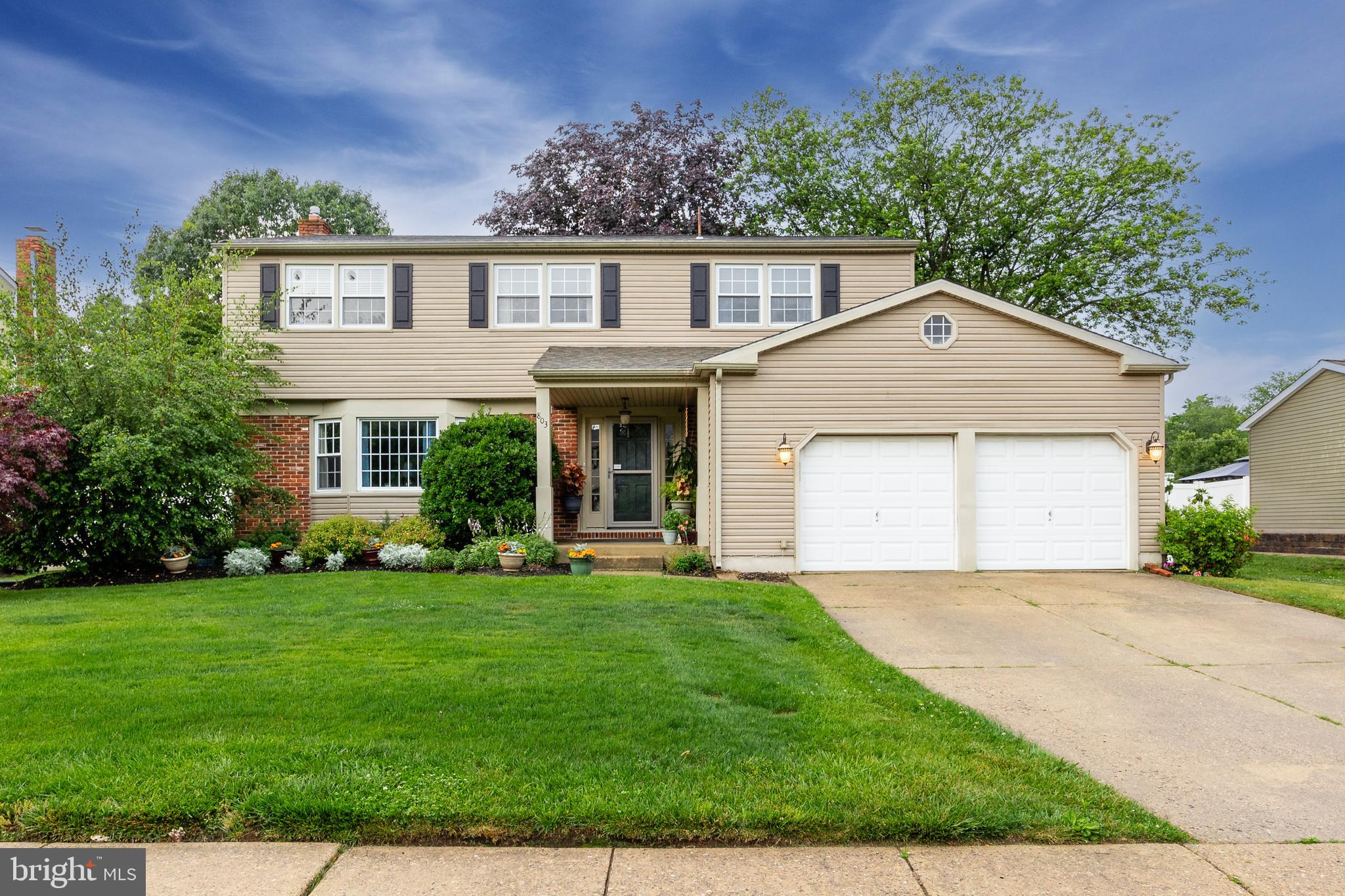 803 Charleston Road Mount Laurel, NJ 08054 - Photo 2 of 36 front view of a house and a yard